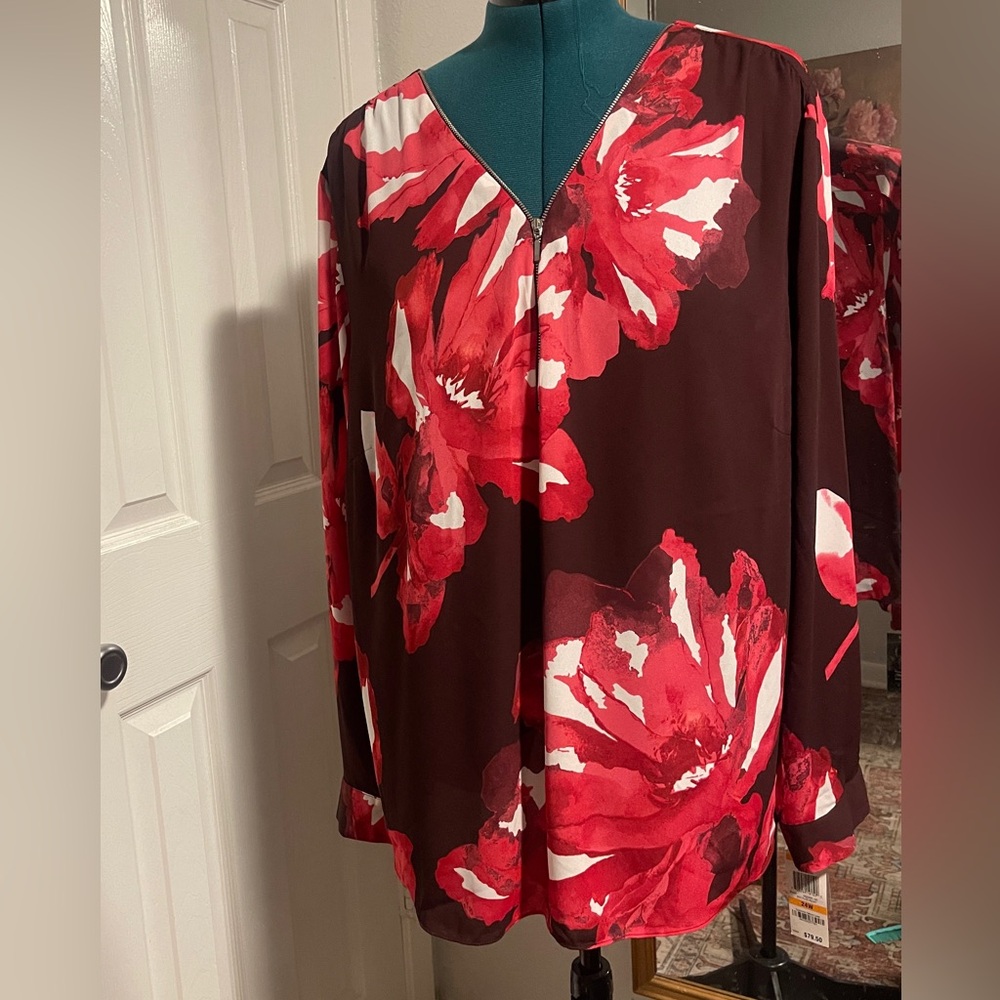 Plus size floral long sleeve blouse